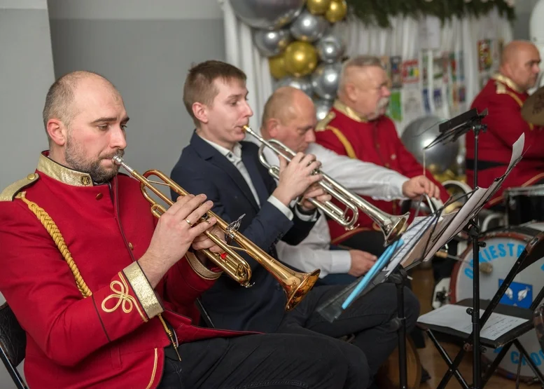 Gminny Ośrodek Kultury w Choczu zaprasza na koncert orkiestry