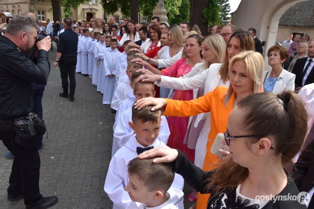 Uroczystość Pierwszej Komunii Świętej w parafii farnej w Gostyniu