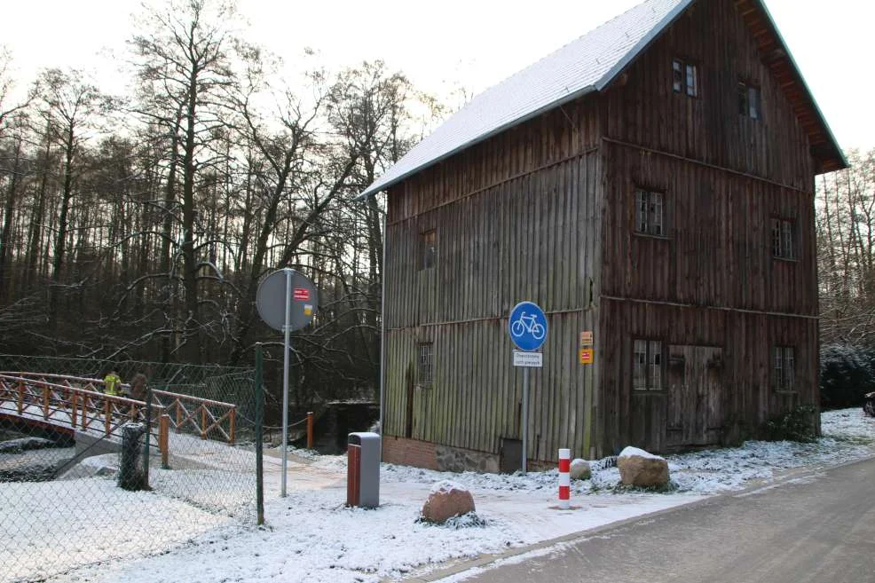 Remont młyna nad Lutynią