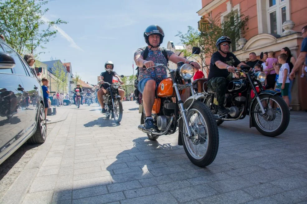 Zlot Pojazdów Zabytkowych w Jarocinie