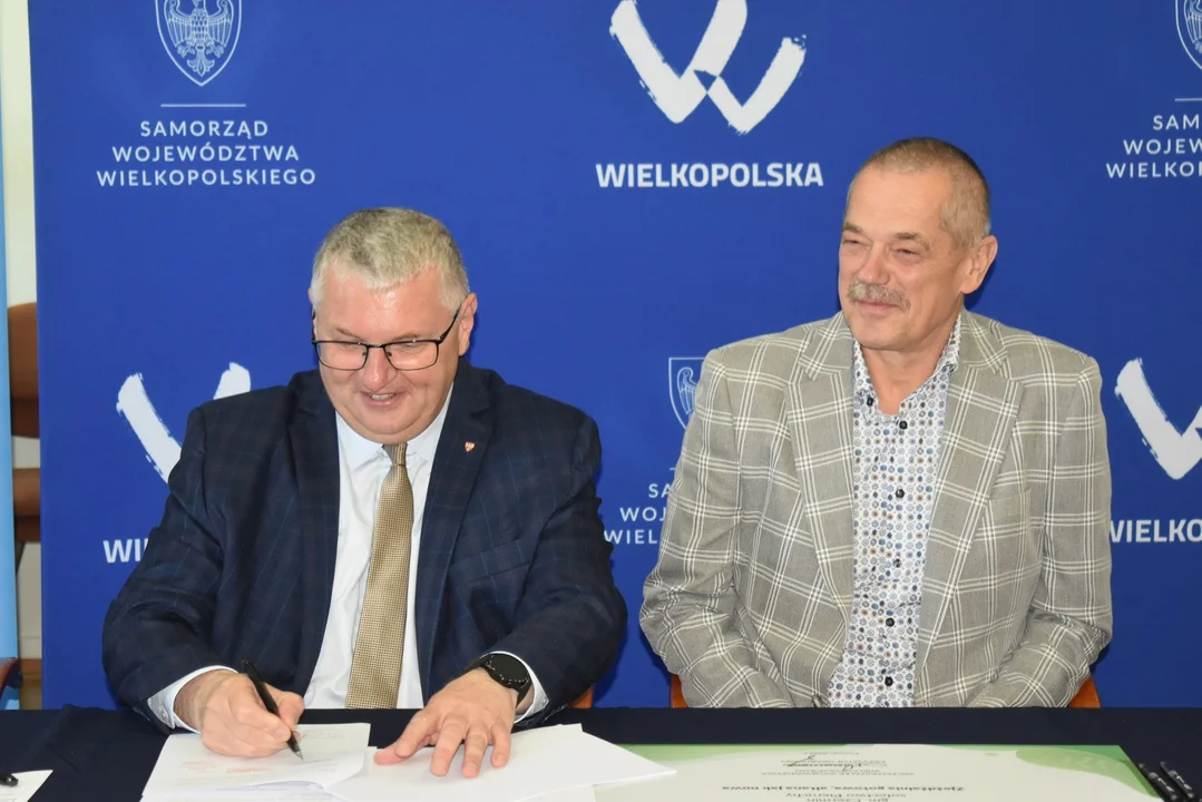 Podpisanie umów z beneficjantami 16. edycji konkursu „Pięknieje Wielkopolska Wieś”