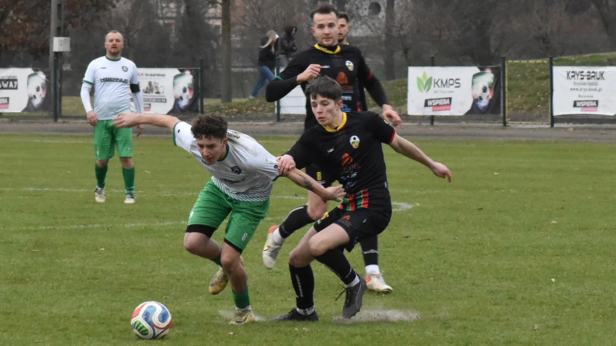 Piłkarze Dąbroczanki Pępowo „wpadli w pułapkę” w meczu z Piastem Czekanów