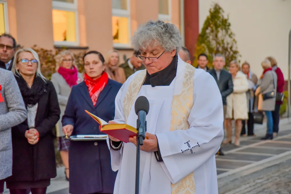 Sulmierzyce. Obchody Narodowego Dnia Niepodległości i promocja książki