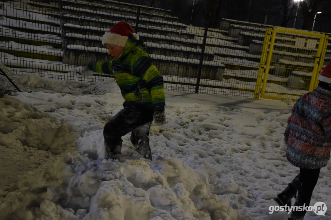 I Bieg Mikołajkowy na stadionie w Gostyniu