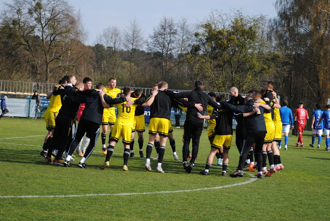 Przełamanie LKS Gołuchów. Trzy punkty po emocjonującym meczu [ZDJĘCIA]