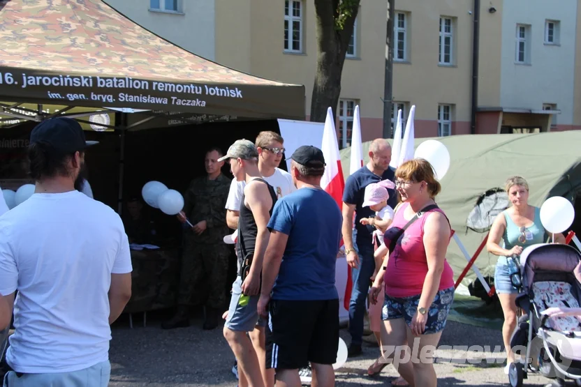 Piknik wojskowy w Pleszewie