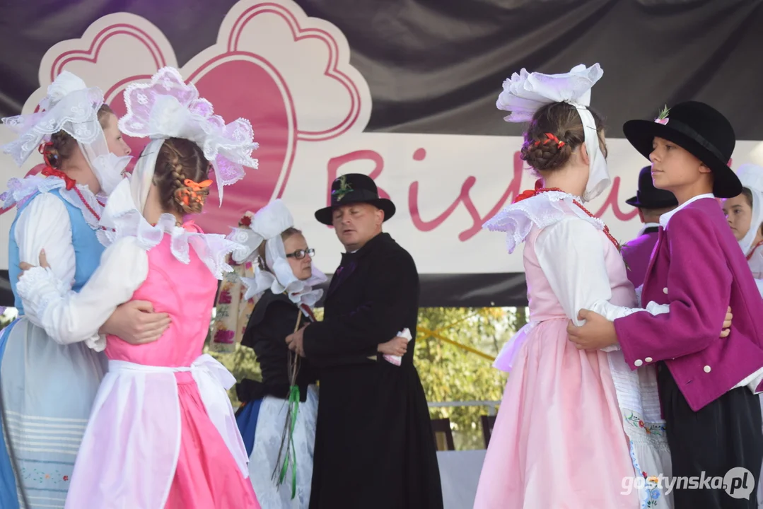 XI Festiwal Tradycji i Folkloru w Domachowie - wesele buskupiańskie i podpisanie umowy partnerskiej