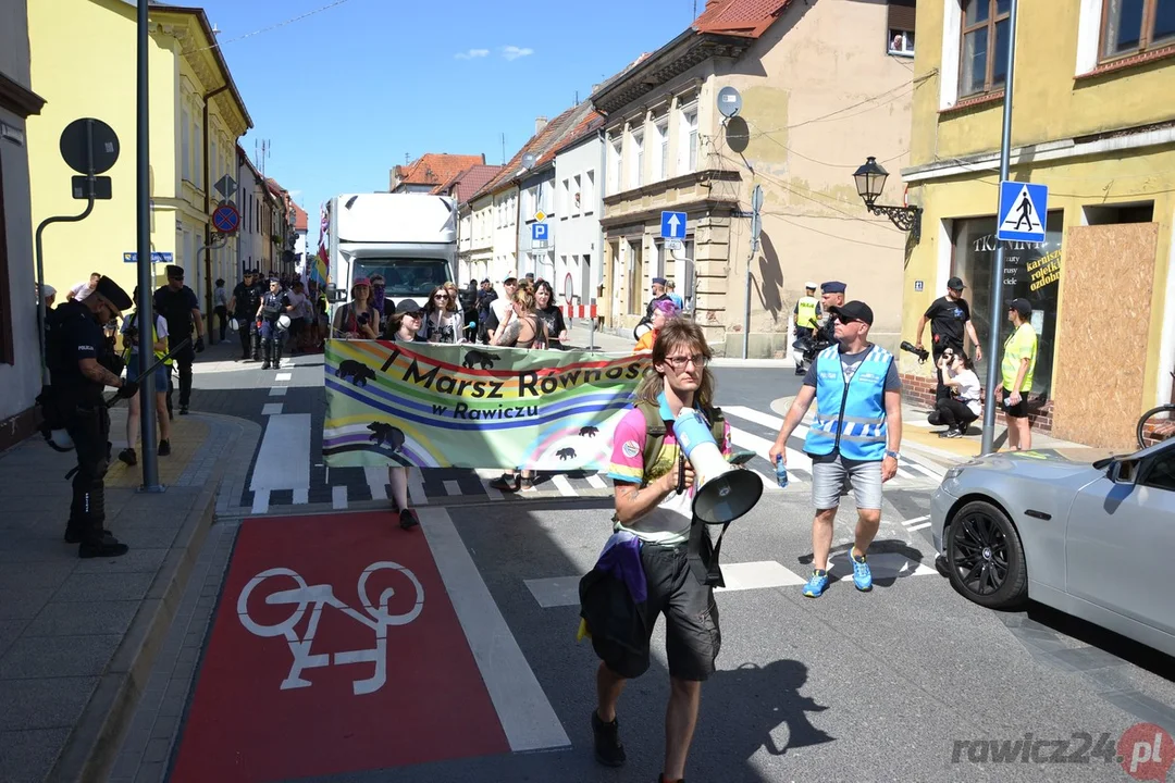 Marsz Równości i kontrmanifestacje w Rawiczu