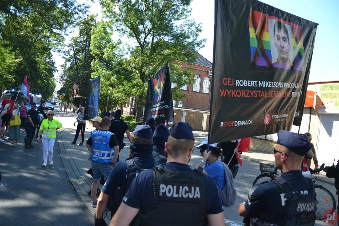 Marsz Równości i kontrmanifestacje w Rawiczu