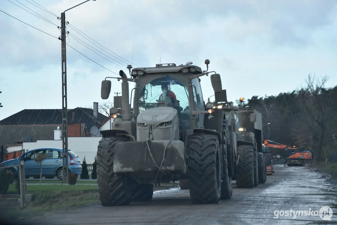 Armagedon przy budowie obwodnicy DK12 dla Gostynia. Błoto na ul. Nad Kanią