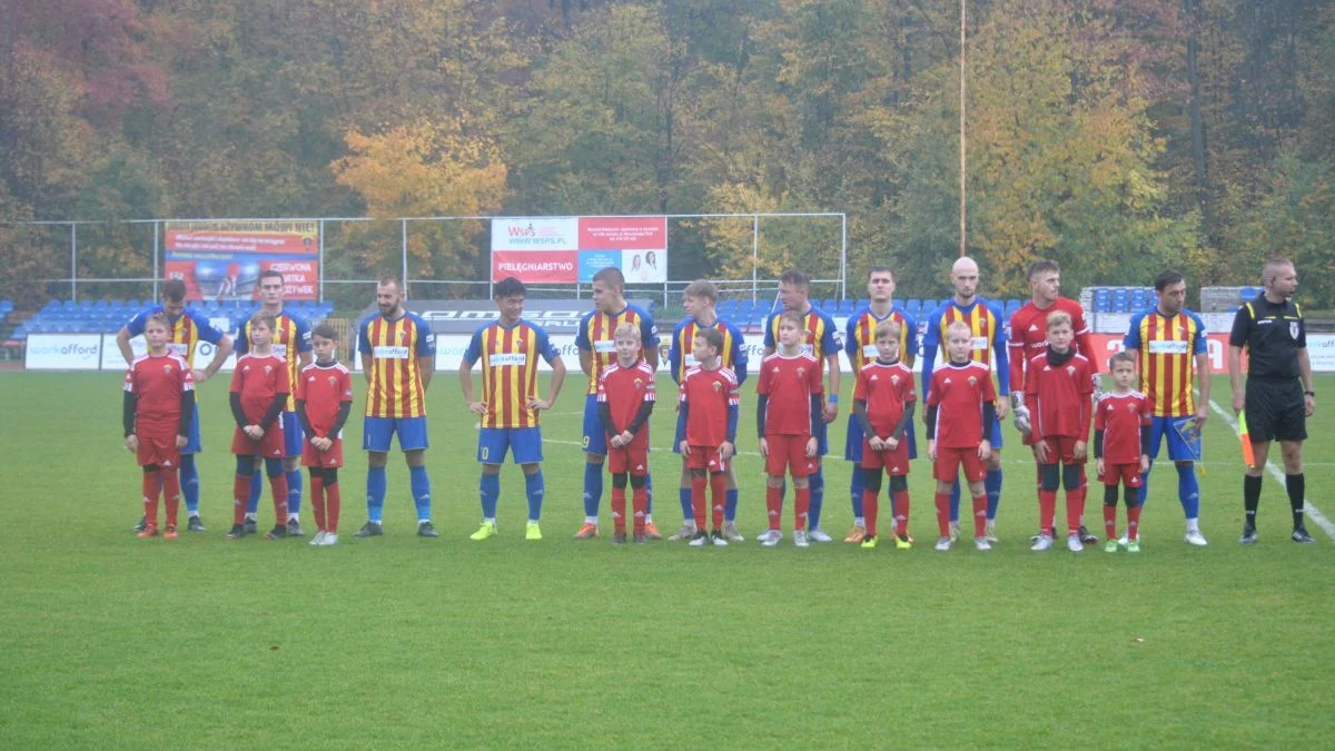 Jarota Jarocin wciąż nie odczarowała swojego stadionu - Zdjęcie główne