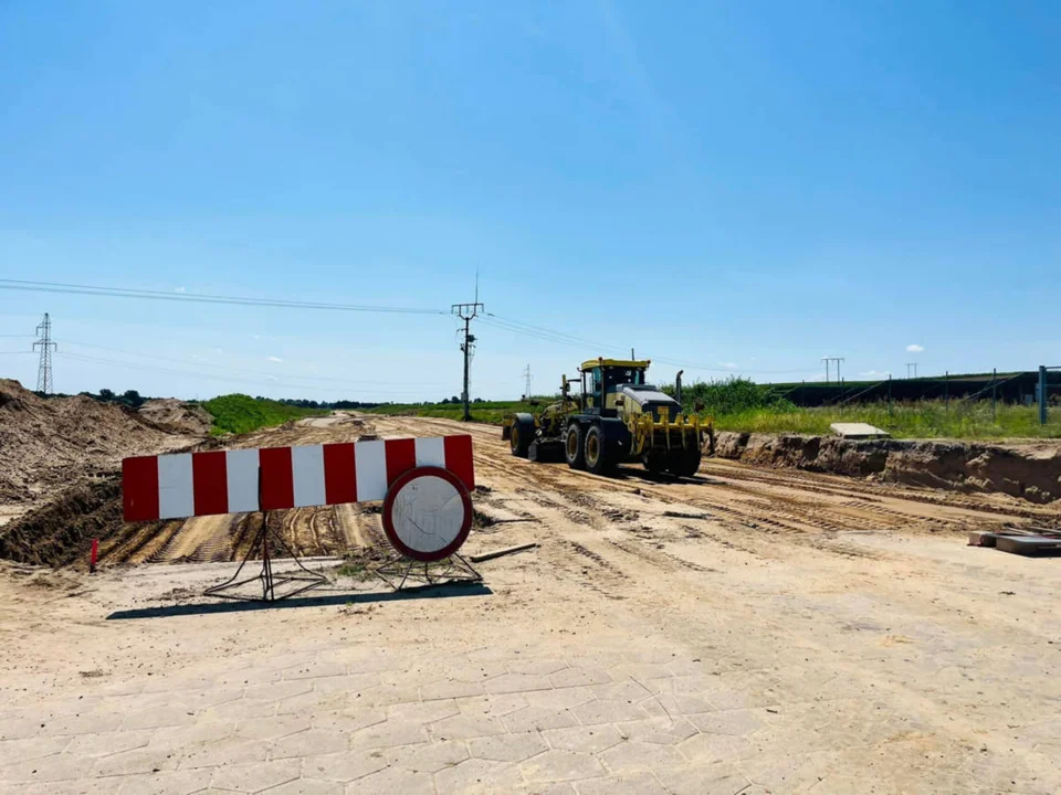 Budowa drogi na strefie gospodarczej Czachorowo k. Gostynia