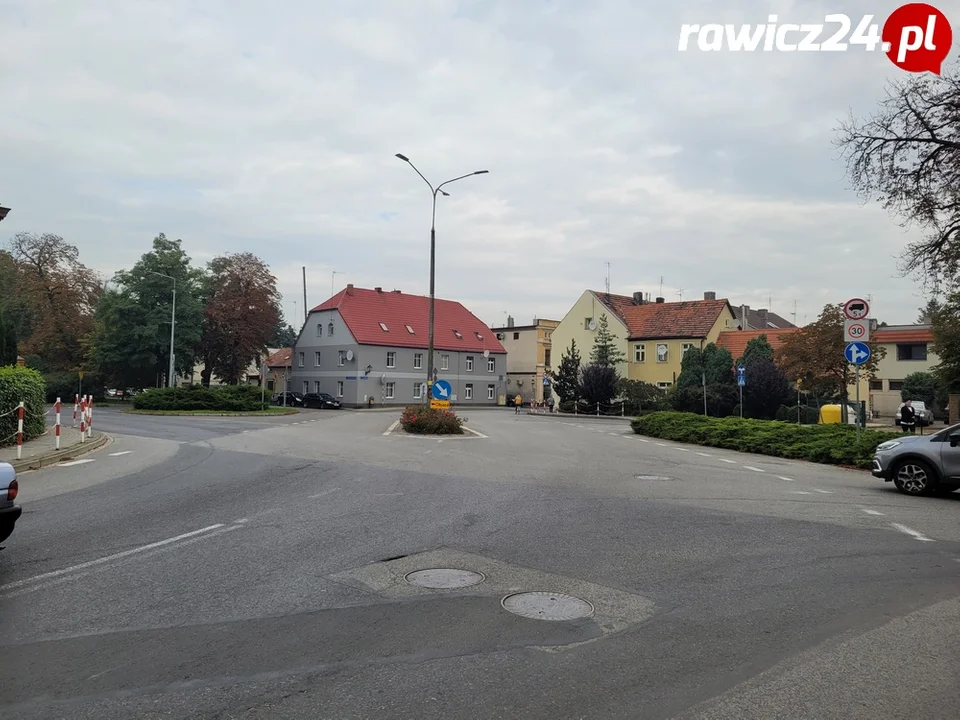 Rawicki labirynt? Kierowcy ciężarówek błądzą po centrum