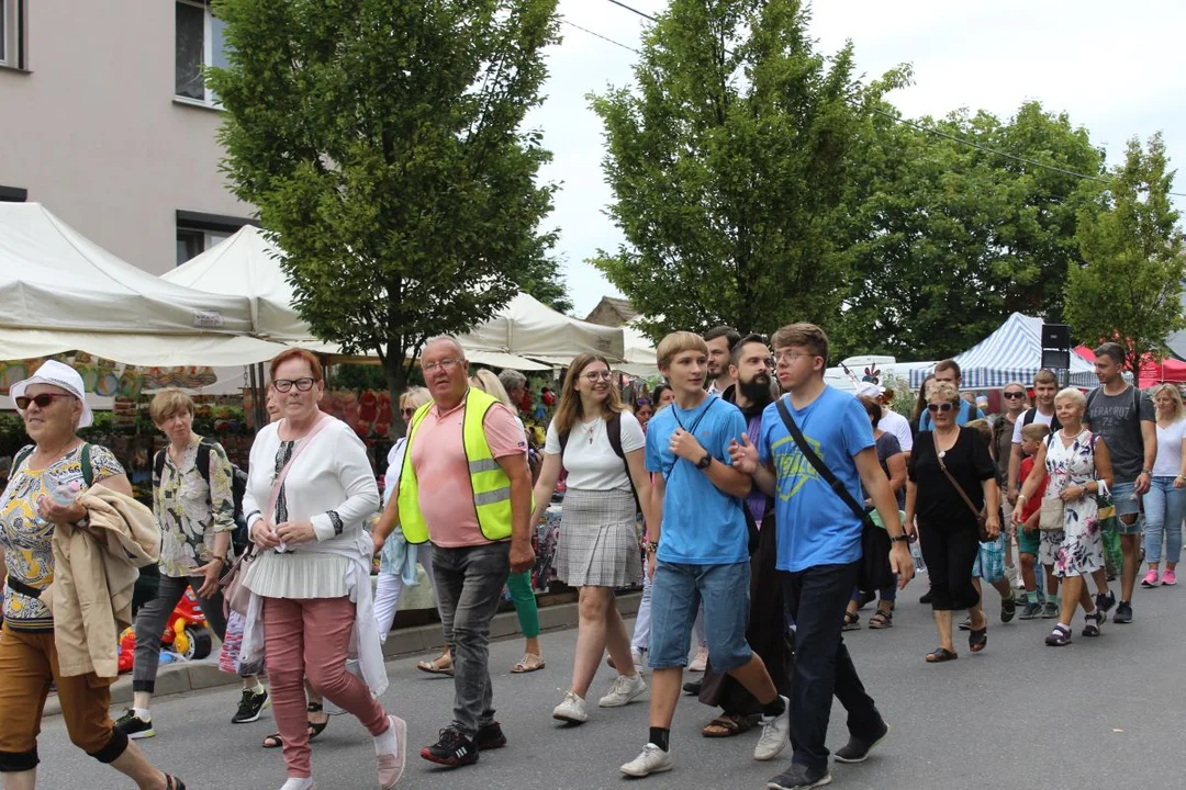 Odpust Matki Bożej Pocieszenia w Golinie z grupami pielgrzymów [2023]