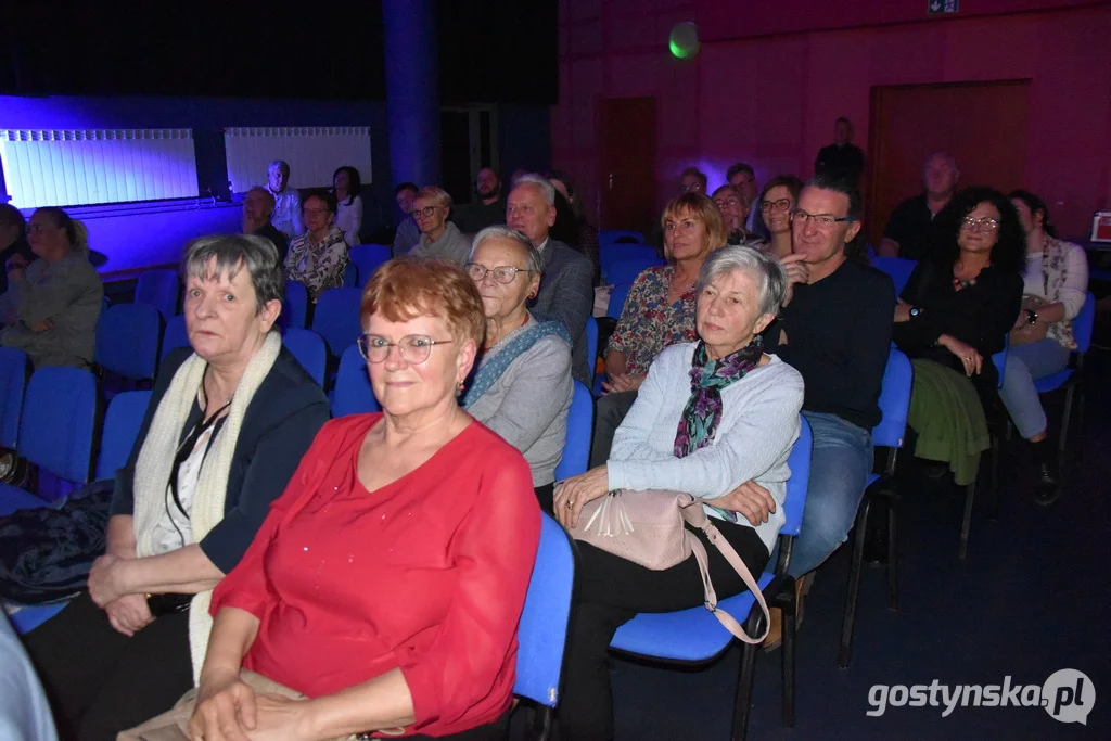 Gostyń. Koncert Grażyny Łobaszewskiej na scenie GOK Hutnik