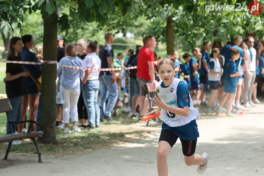 Sztafety szkolne w ramach 24h Rawickiego Festiwalu Sportu