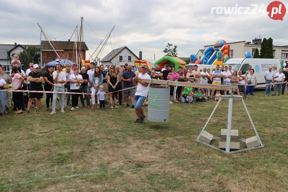 Charytatywny piknik sportowy w Szkaradowie