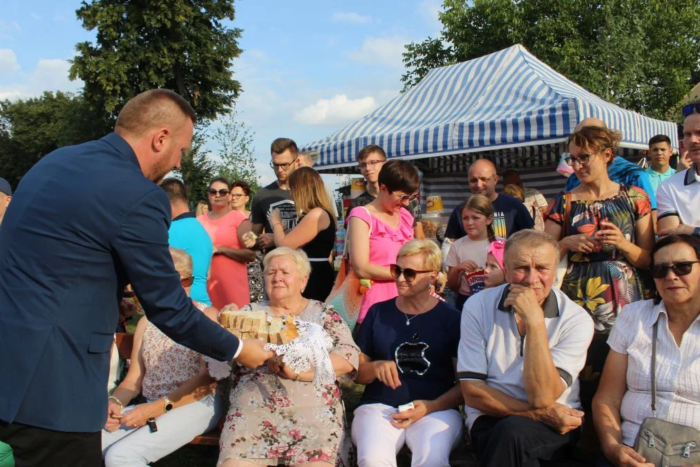 Po dwóch latach przerwy OSP z Dobieszczyzny zorganizowało dożynki