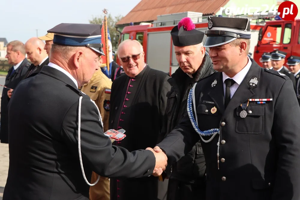 Uroczyste przekazanie auta jednostce OSP Śląskowo