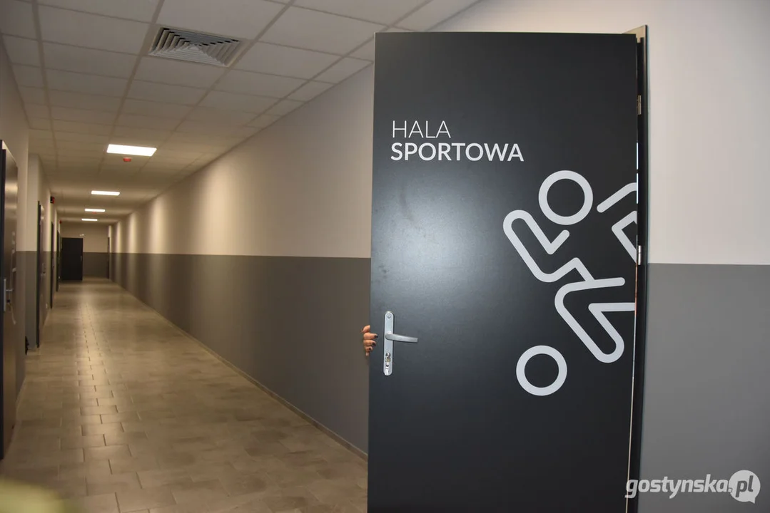 Trening Klubu TKKF Tęcza w nowej hali sportowej w Gostyniu