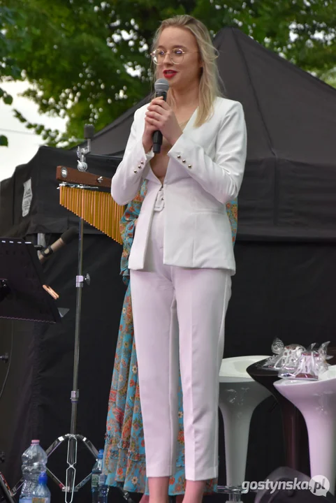 Fontanna pełna muzyki - jubileuszowy koncert zespołu Trio w Borku Wlkp.