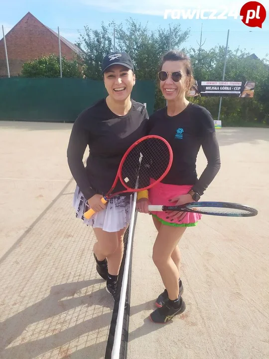 Tenis. Singiel kobiet i debel mężczyzn w Miejskiej Górce