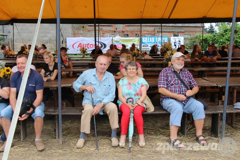 Zlot starych ciągników  wKucharach