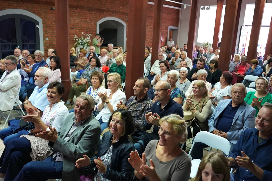 Wyjątkowy koncert w Ośrodku Kultury Leśnej w Gołuchowie - Zdjęcie główne