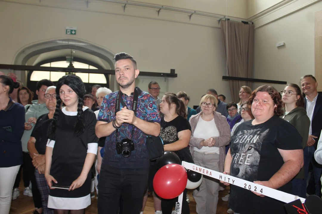 ŚDS w Jarocinie rozstrzygnął konkurs na najlepszy plakat filmowy. Wystawa w holu pałacu Radolińskich