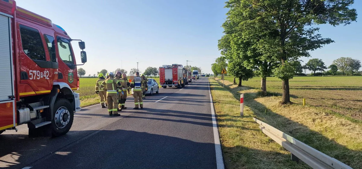 Kraksa na DW 434, na granicy powiatów rawickiego i gostyńskiego