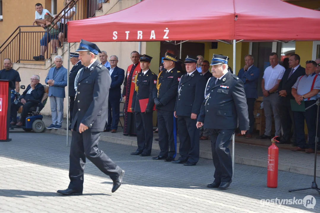 Przekazanie wozu strażackiego dla jednostki OSP w Pogorzeli