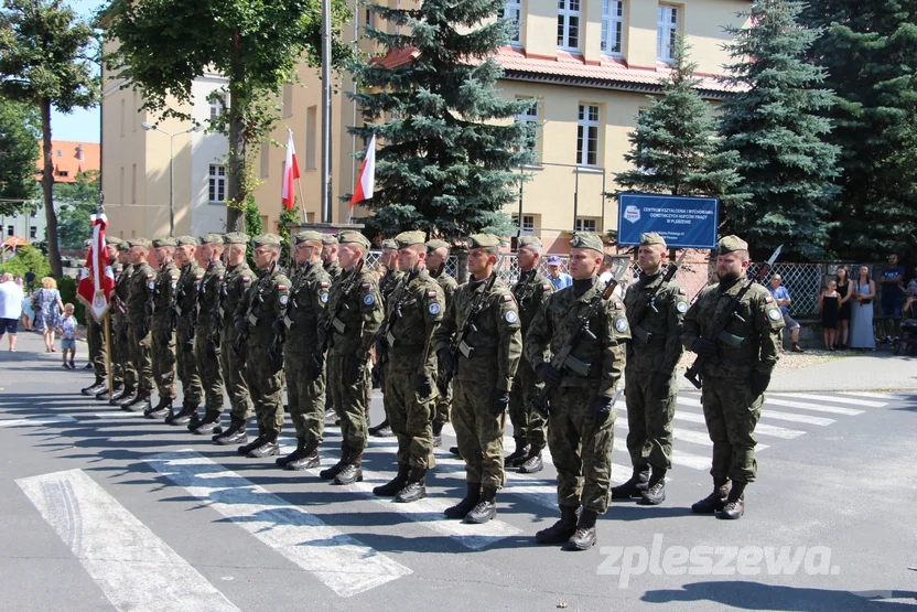 Obchody Święta Wojska Polskiego w Pleszewie [ZDJĘCIA] - Zdjęcie główne