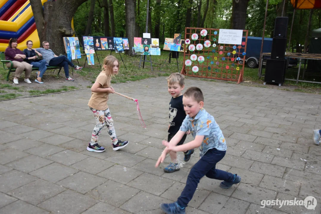 Radosne obchody Święta Narodowego Konstytucji 3 Maja w Pogorzeli