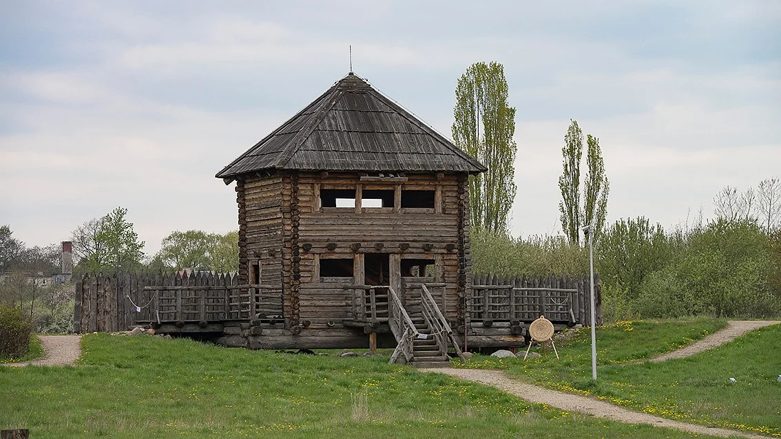 Kaliski Gród Piastów Zawodzie