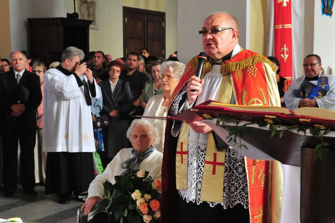 Nie żyje ksiądz Andrzej Sośniak, wieloletni proboszcz parafii Chrystusa Króla w Jarocinie