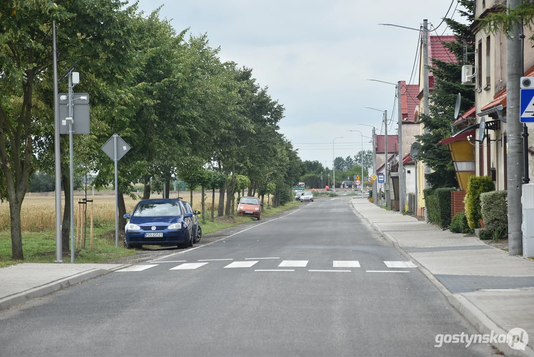 Otwarcie ulicy Drzęczewskiej w Piaskach i nowej świetlicy wiejskiej w Drzęczewie Drugim