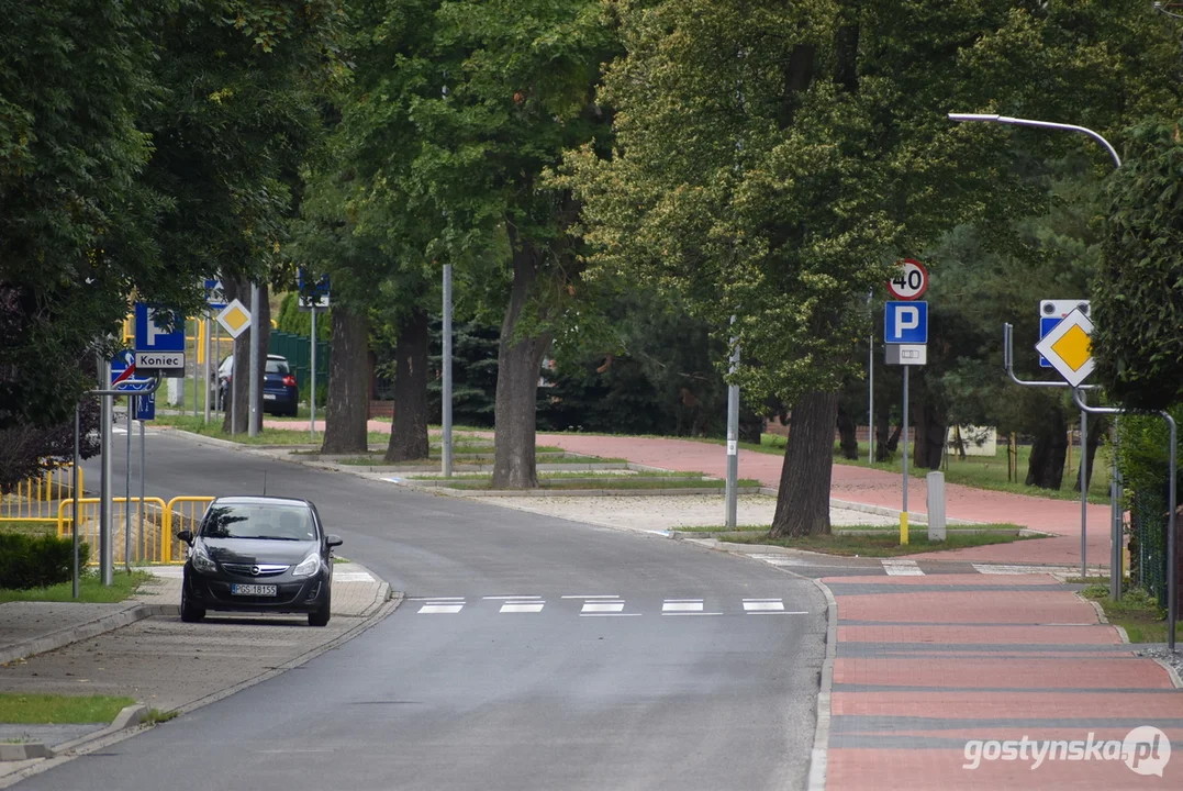 Otwarcie ulicy Drzęczewskiej w Piaskach i nowej świetlicy wiejskiej w Drzęczewie Drugim