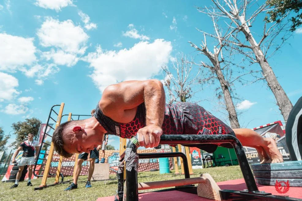 Dawid Adamczak - mistrz świata w kalistenice i street workout