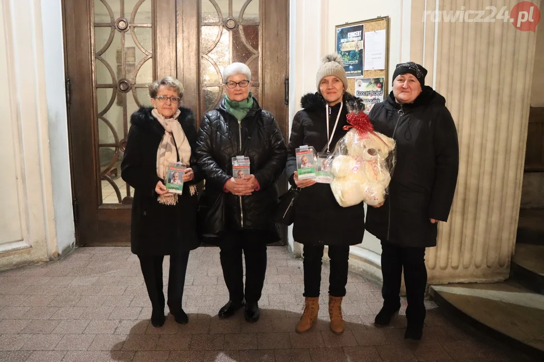 Rawicz. Zagrali i zaśpiewali kolędy i pastorałki dla Tosi