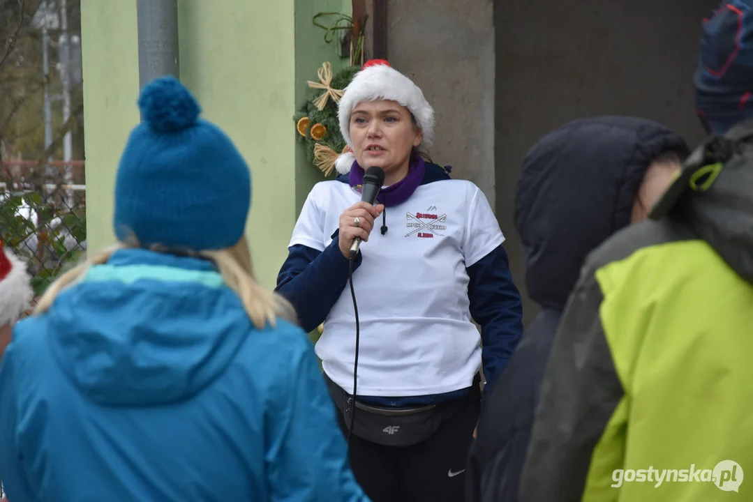 Mikołajkowy Charytatywny Marsz Nordic Walking „Idziemy dla Julki”