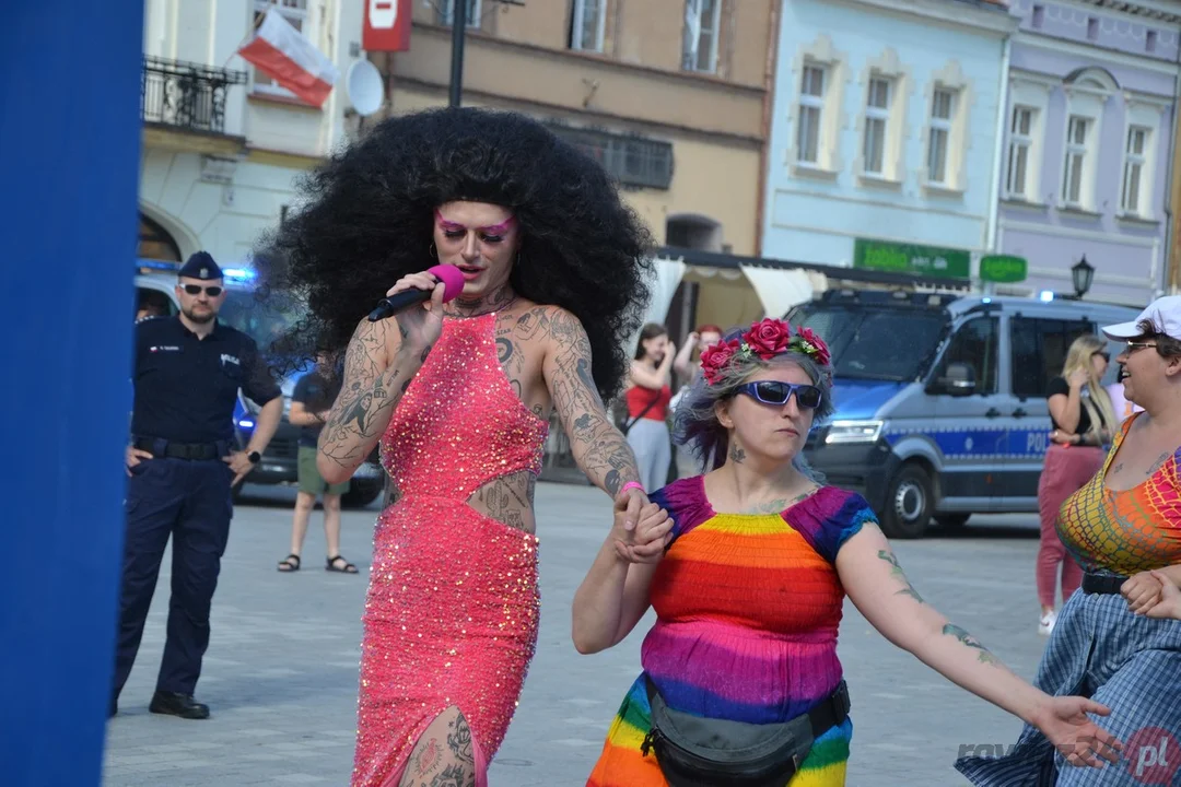 Marsz Równości i kontrmanifestacje w Rawiczu