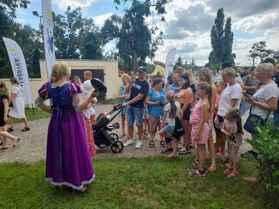 Bajkowy festyn w  Śmiełowie