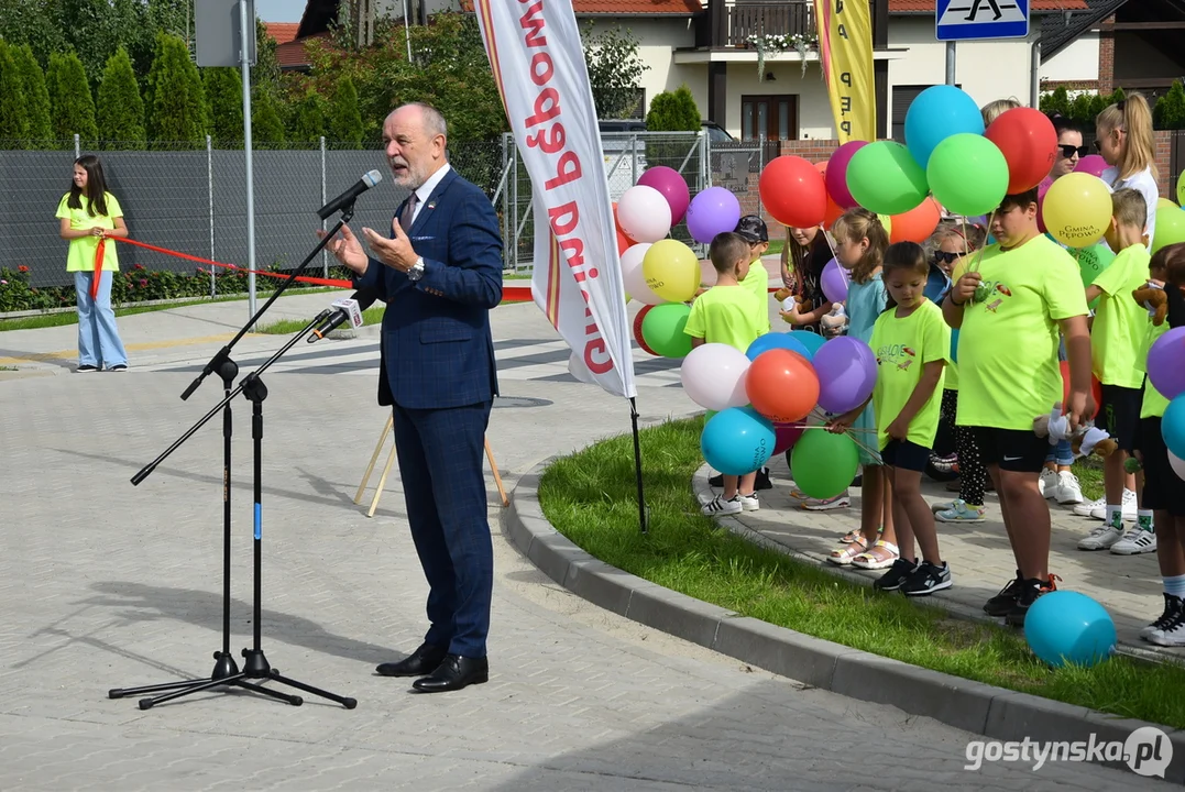 Oddanie do użytku ulic Wiejskiej, Rolniczej i Ogrodowej w Pępowie oraz kanalizacji sanitarnej i drogi w Babkowicach