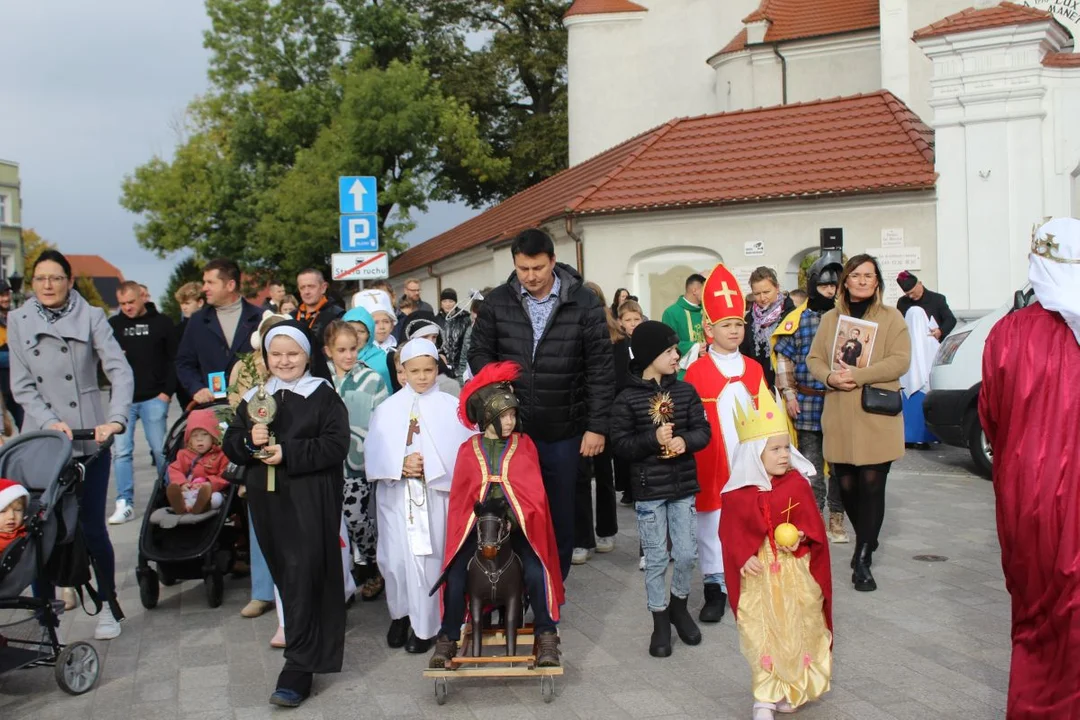 Marsz Wszystkich Świętych w parafii św. Marcina w Jarocinie