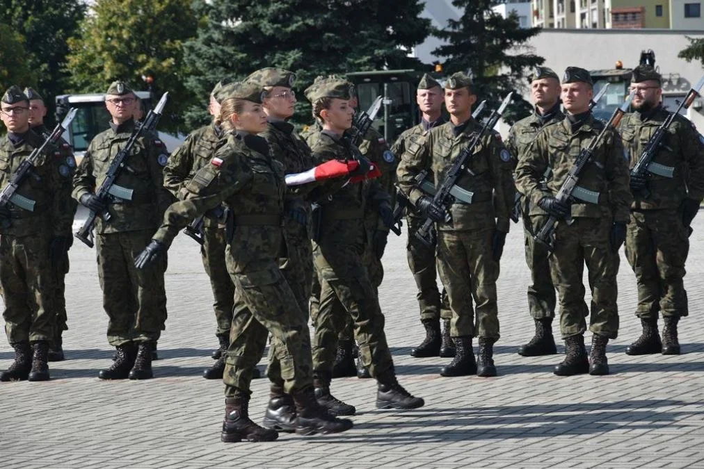 Święto Wojska Polskiego w 16. Jarocińskim Batalionie Remontu Lotnisk