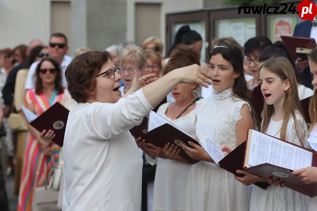 Rawicz. Procesja w Boże Ciało ulicami miasta (2023)