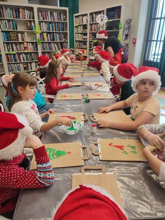 „Mikołajkowe Czytanie” w Bibliotece Publicznej Miasta i Gminy Jarocin