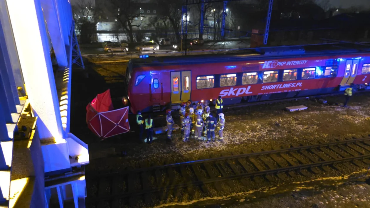 Śmiertelne potrącenie przez pociąg w Jarocinie - Zdjęcie główne
