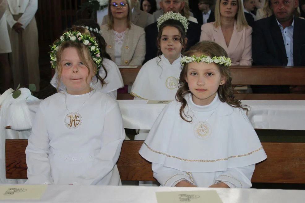 Pierwsza Komunia Święta w parafii Matki Bożej Fatimskiej w Jarocinie