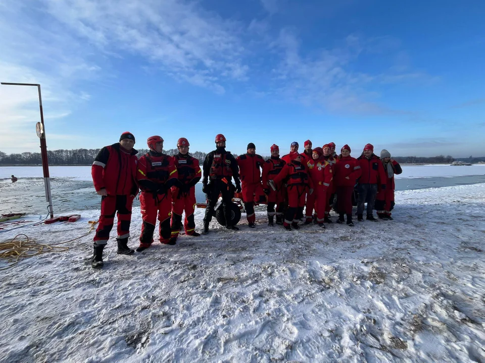 Wielkie ćwiczenia ratownicze w Gołuchowie. Trenowali w ekstremalnych warunkach